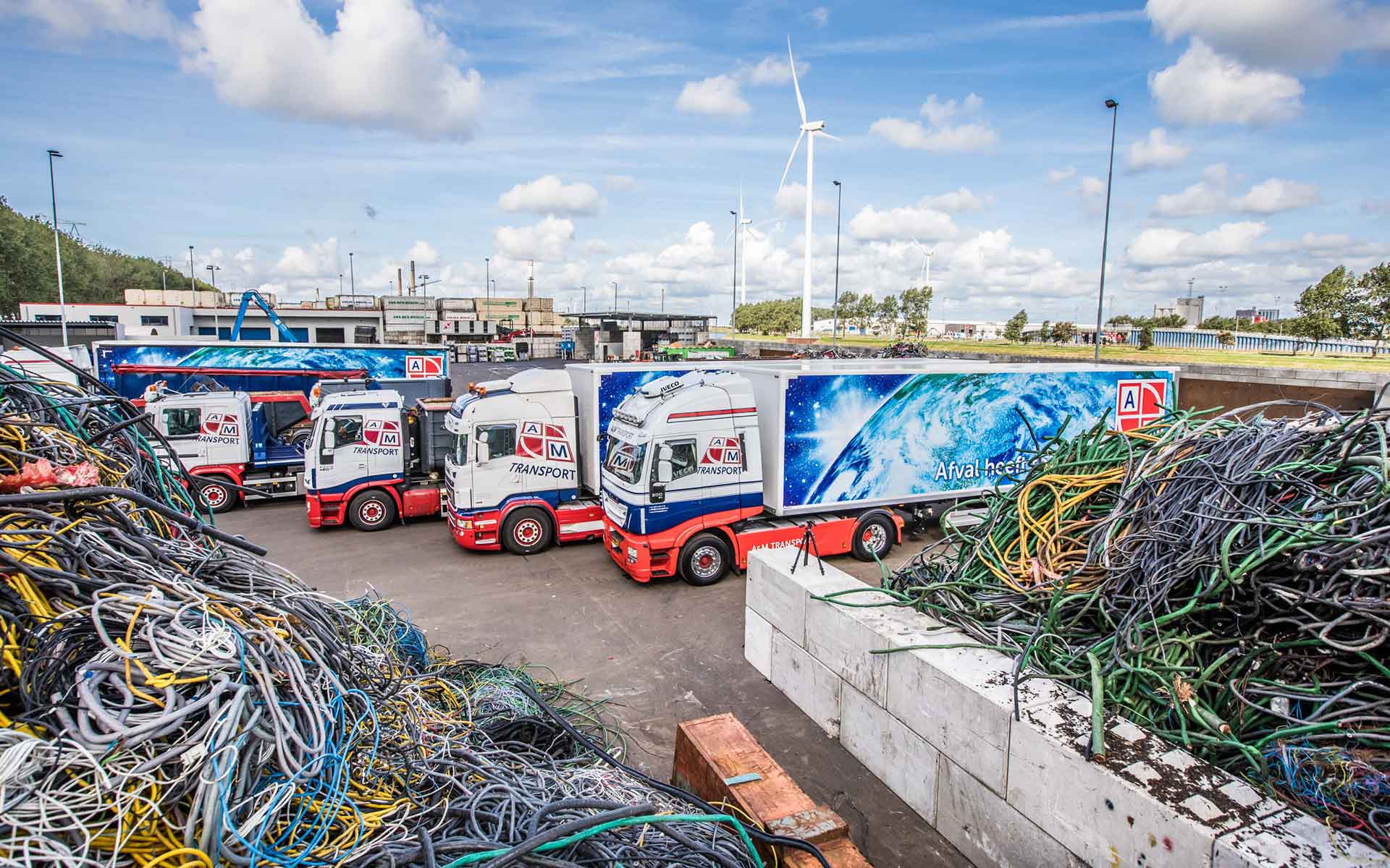 A&M Belgium vrachtwagens geparkeerd werf Dintelweg